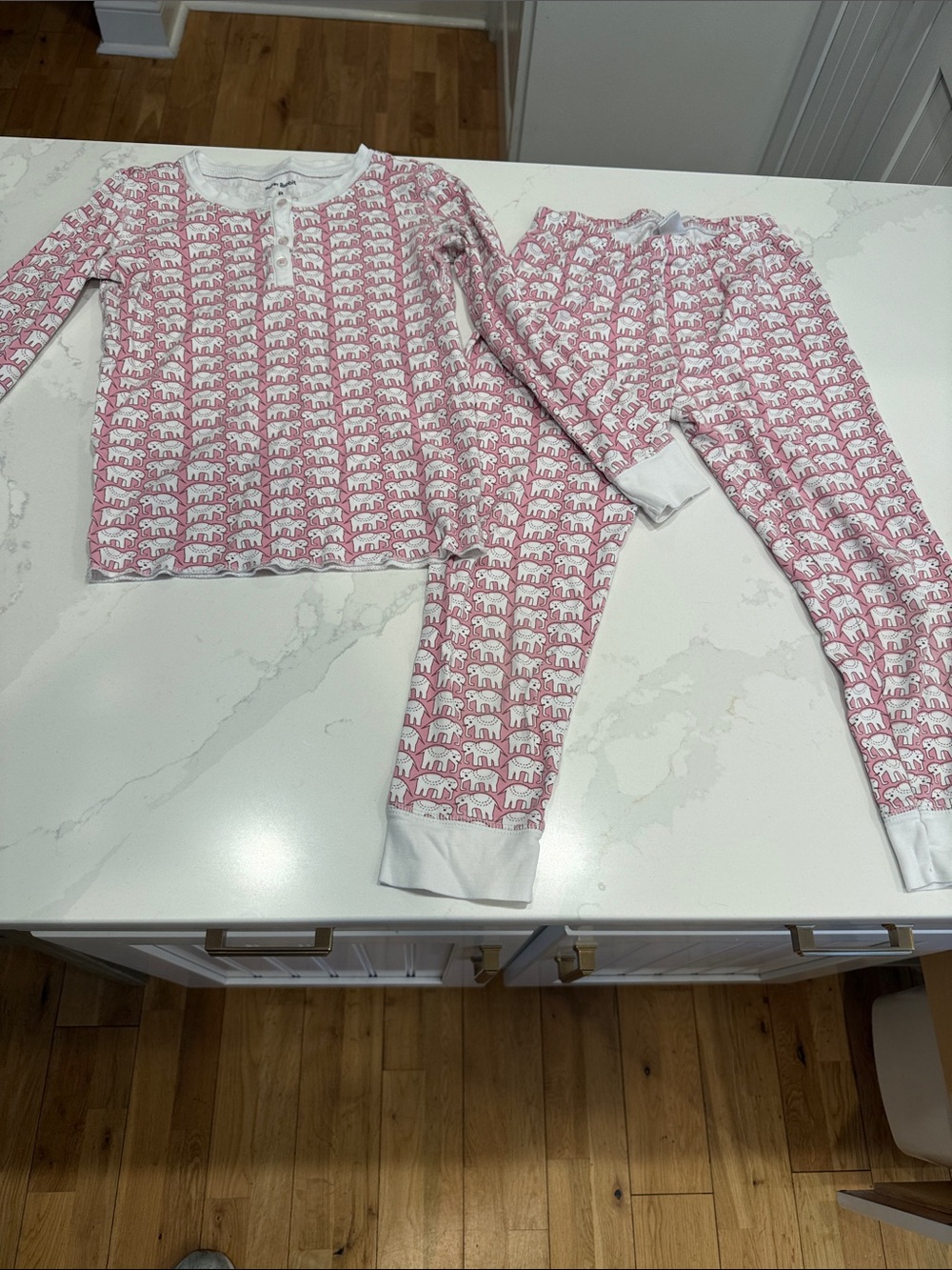 Roller Rabbit Pink and White Elephant Pajama Set